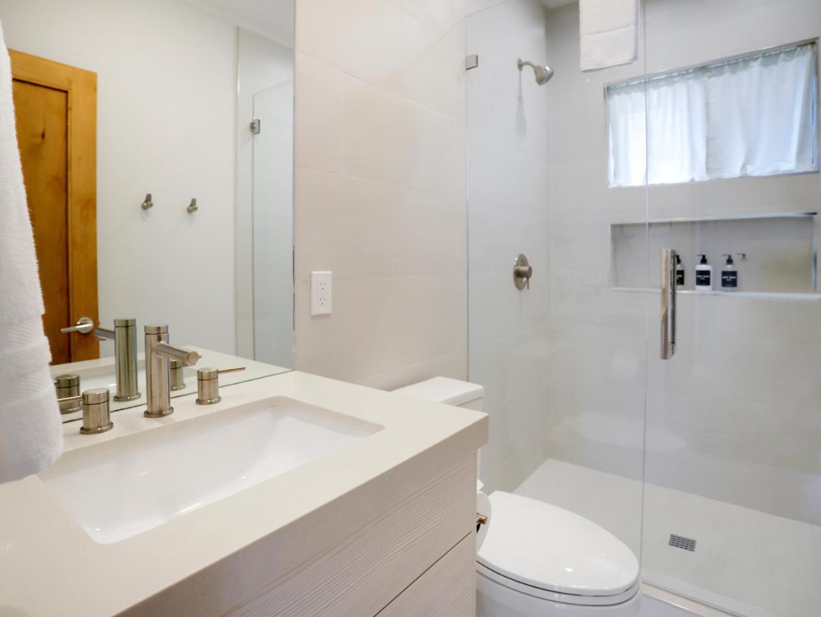 Holiday home Luxury Dream - Massive Rooftop Patio, Zen Garden, Ac & Fast Wifi! San Diego